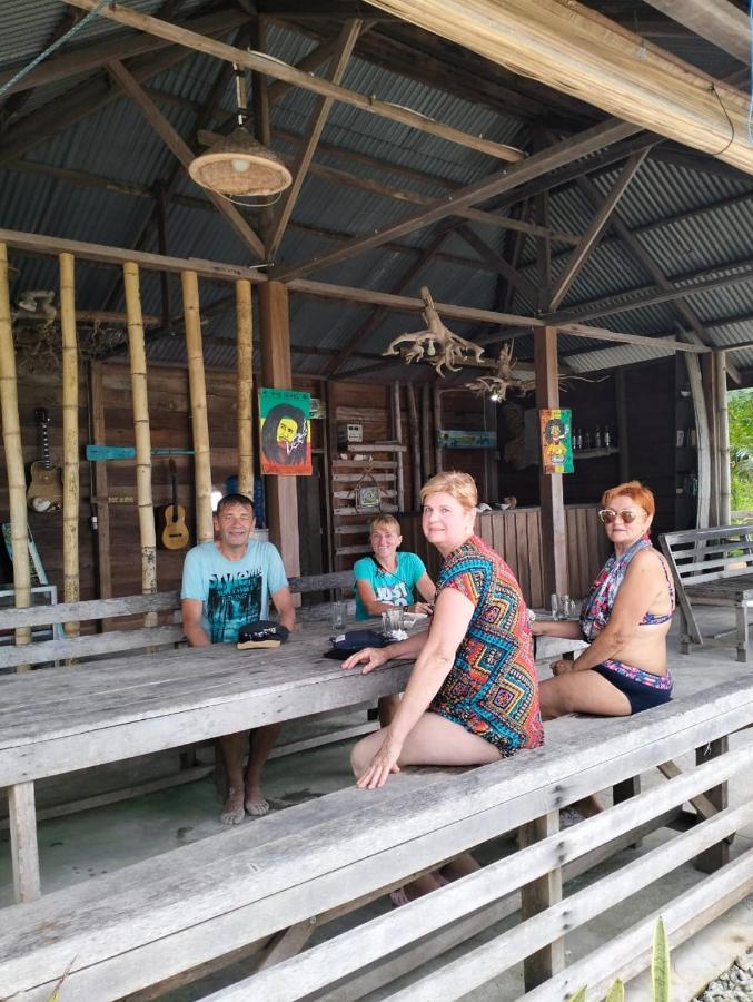 Palambak Paradise Resort Pulau Banyak Pulau Palambakbesar المظهر الخارجي الصورة